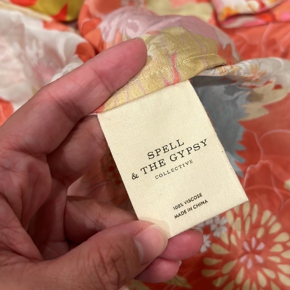 Spell Tyler Robe size SM - Picture 6 of 8